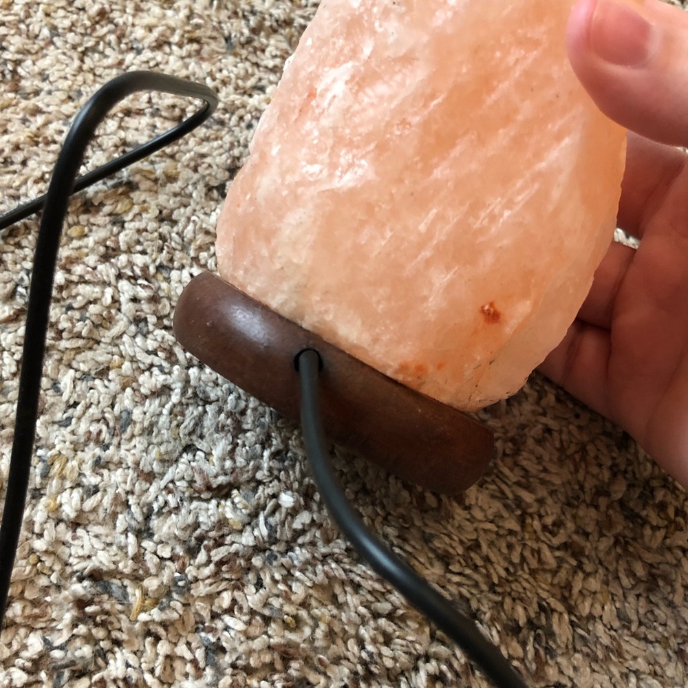 Mini Salt Lamp - Picture 3 of 5